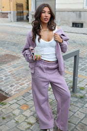 Paarse jogger dames met straight fit en Oversized Sweater met Rits Violet