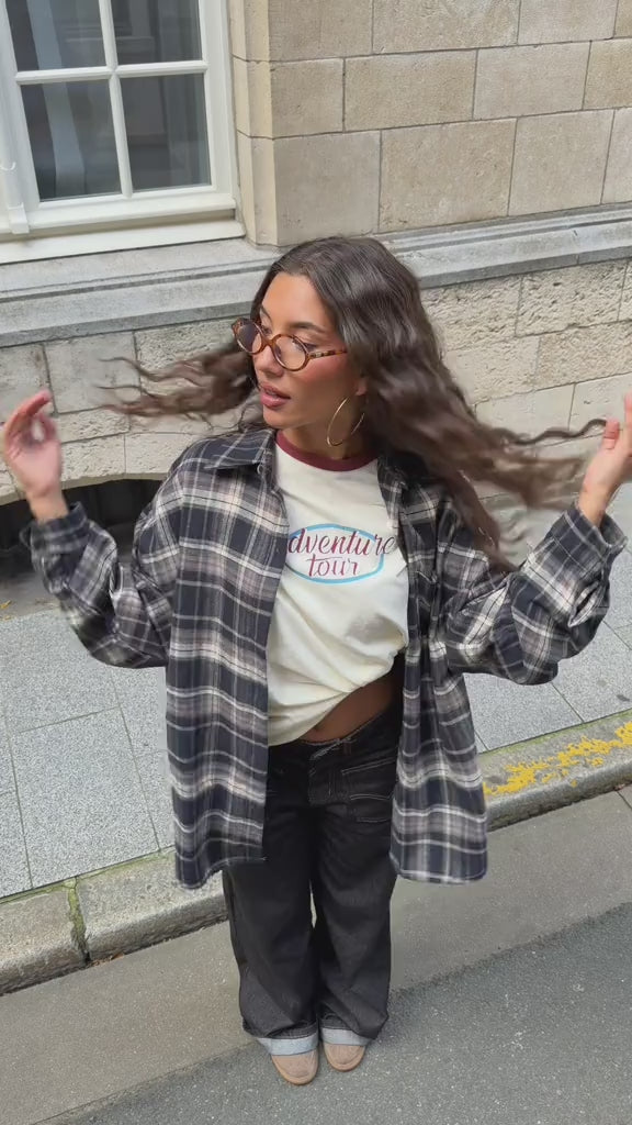 T-Shirt Longsleeve Adventure Crème