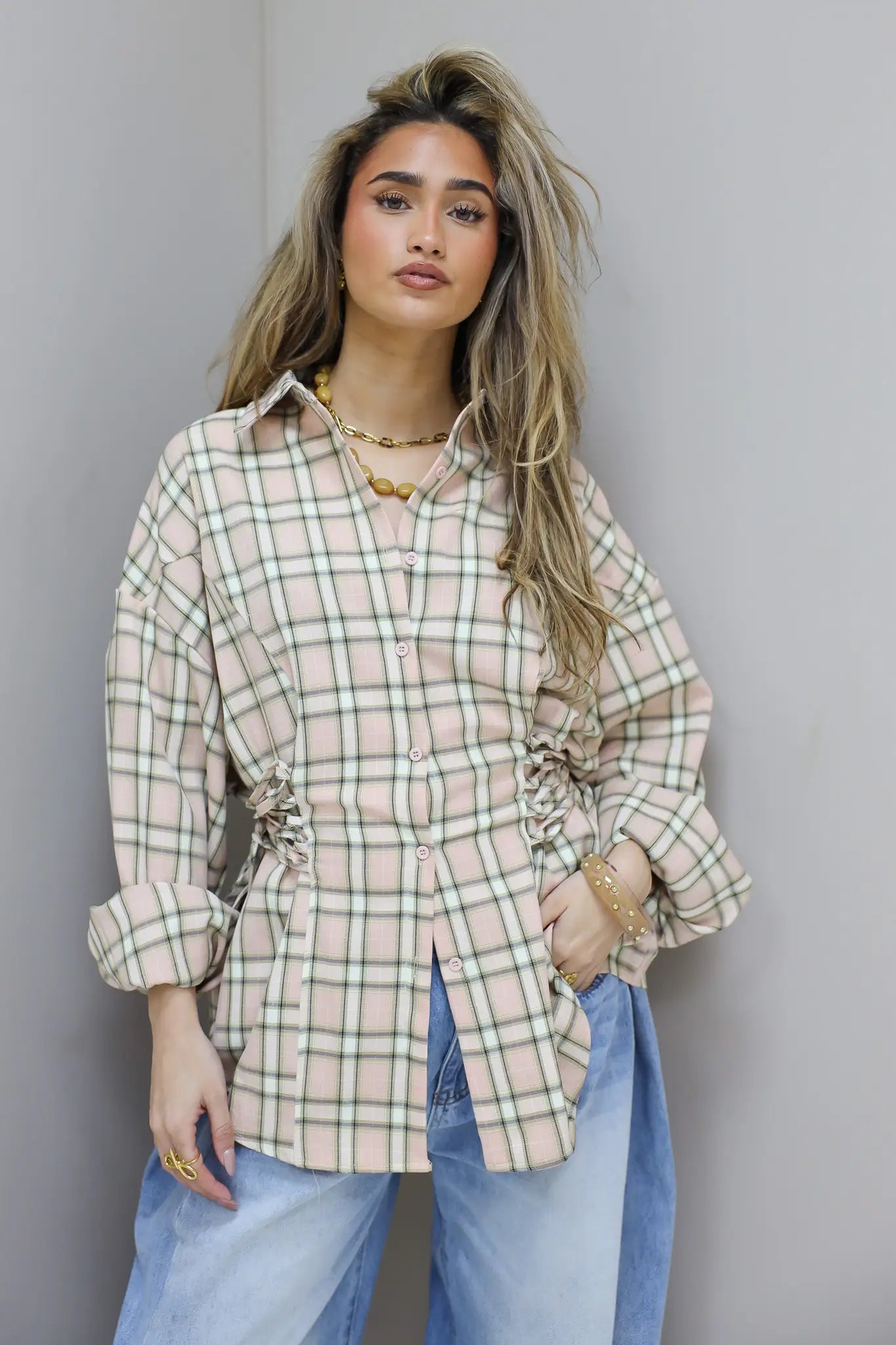 beige ruit blouse dames studio look ladylike