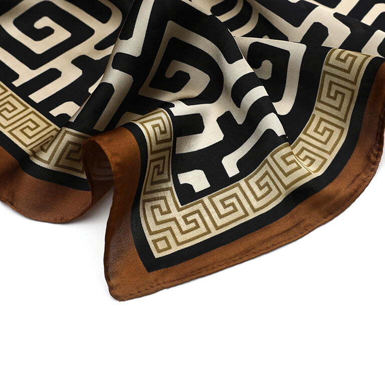 sjaal motief bruin sjaal bruin polyester close up ladylike