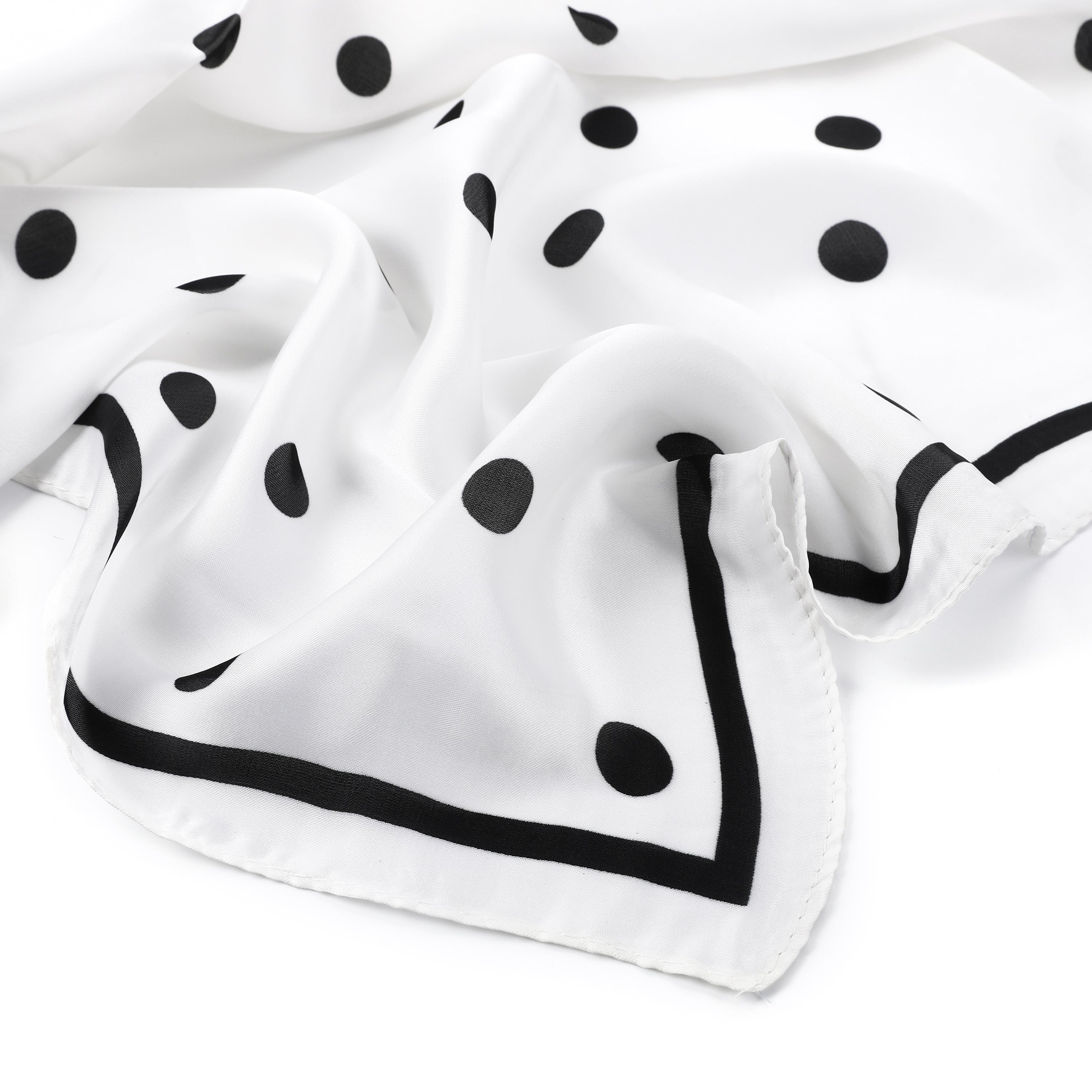sjaal polka dots wit sjaal wit polyester close up ladylike