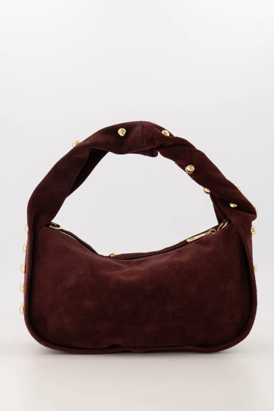 tas suede lottie bordeaux handtas achterkant goudkleurige studs ladylike