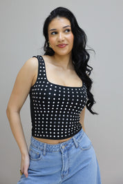 portretfoto model met top steentjes zilver zwart