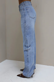 lichte wide barrel jeans in volledige look