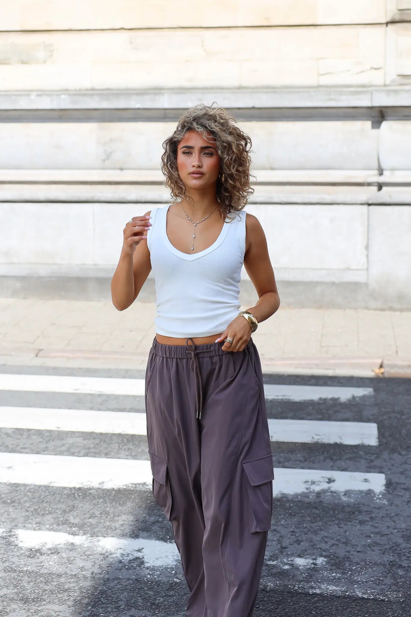 Wide leg cargo pants voor dames in bruin
