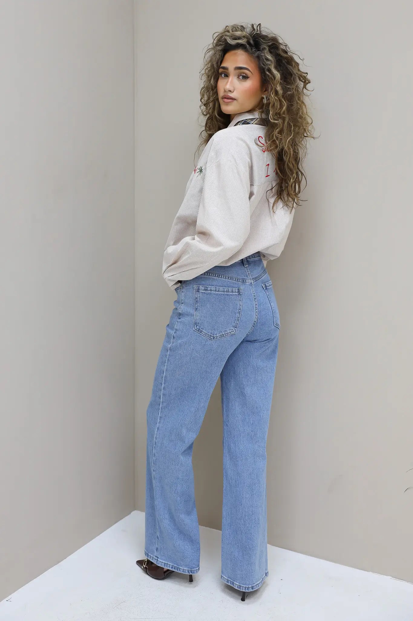 zijaanzicht wide leg jeans high rise full length