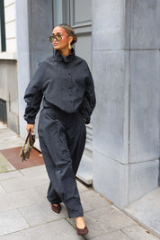 windbreaker-zwart-losvallend-model-ladylike-fashion-webp